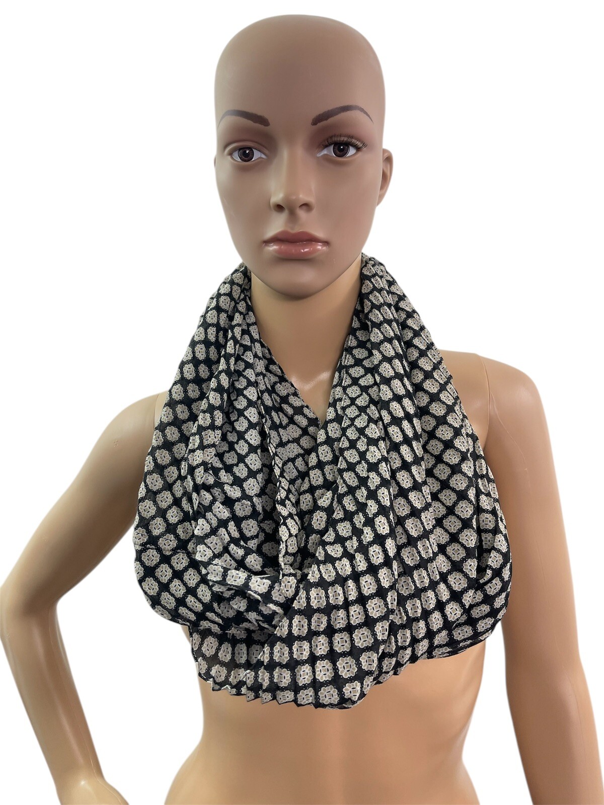 Brooks Brothers Womens One Size Wide Infinity Scarf 19.5x33 Inches