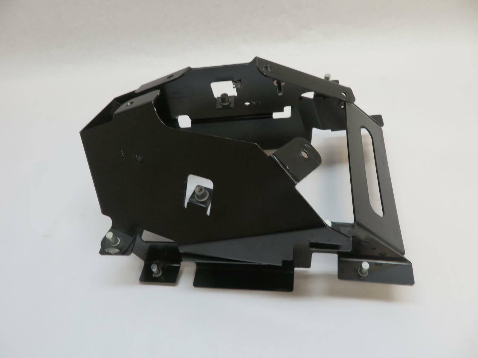 2015 MCLAREN 650S RIGHT PASSENGER FLOOR BRACKET MOUNT 11N0893CP.03 11M0687CP.04