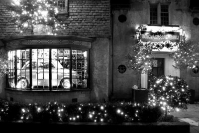 Broadway Deli Weihnachtsbeleuchtung Cotswolds Worcestershire UK Foto Bild