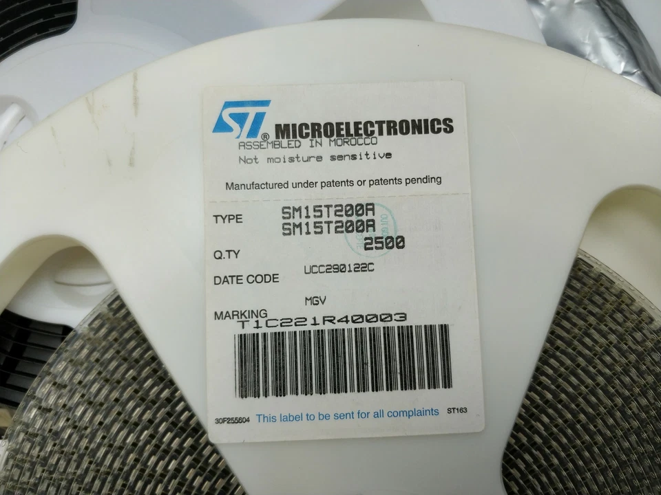 STMicroelectronics SM15T200A ESD Suppressors / TVS Diodes 1500W 200V 1200 pcs. - Image 3 of 3