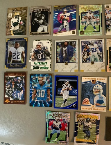 NFL STAR & HOF INSERT/PARALLEL FOOTBALL CARD LOT (28) DIFFERENT & 2 FREE CARDS - Picture 6 of 7