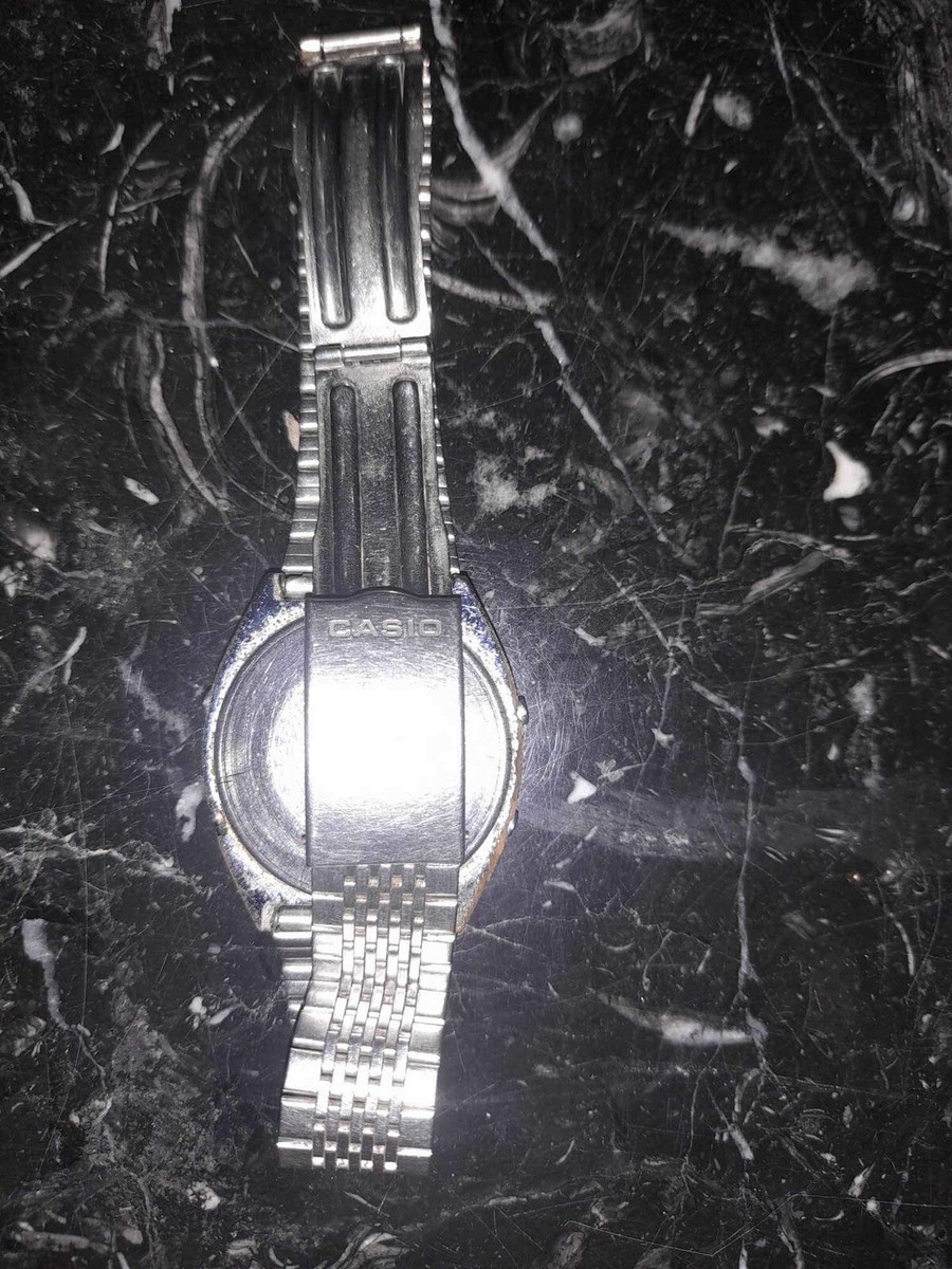 casio カシオ 79QS-39 稼動品 1363 ヴィンテージ Vintage Casio 79QS-39 Universal Calendar Digital Watch Rare