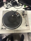 Vintage TECHNICS SL-1700 Turntable Powers On Spins Missing Needle Tip