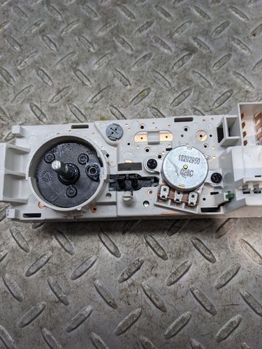 Temperature Control Dash Mounted With AC Fits 08-21 EXPRESS 2500 VAN 1132120 - Picture 10 of 12