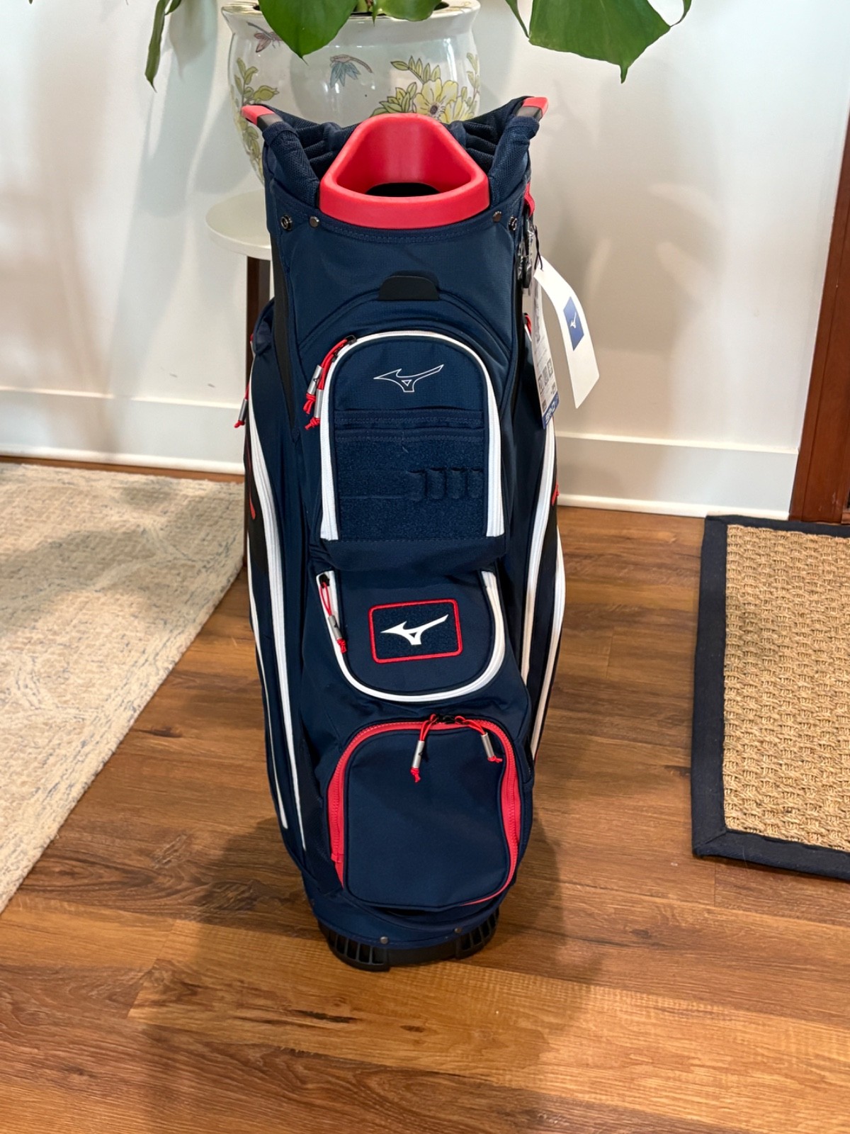 NEW! ~ Mizuno Golf 2025 BR-D4C Cart Bag ~ 14-Way Top ~ Classic Mizuno Blue