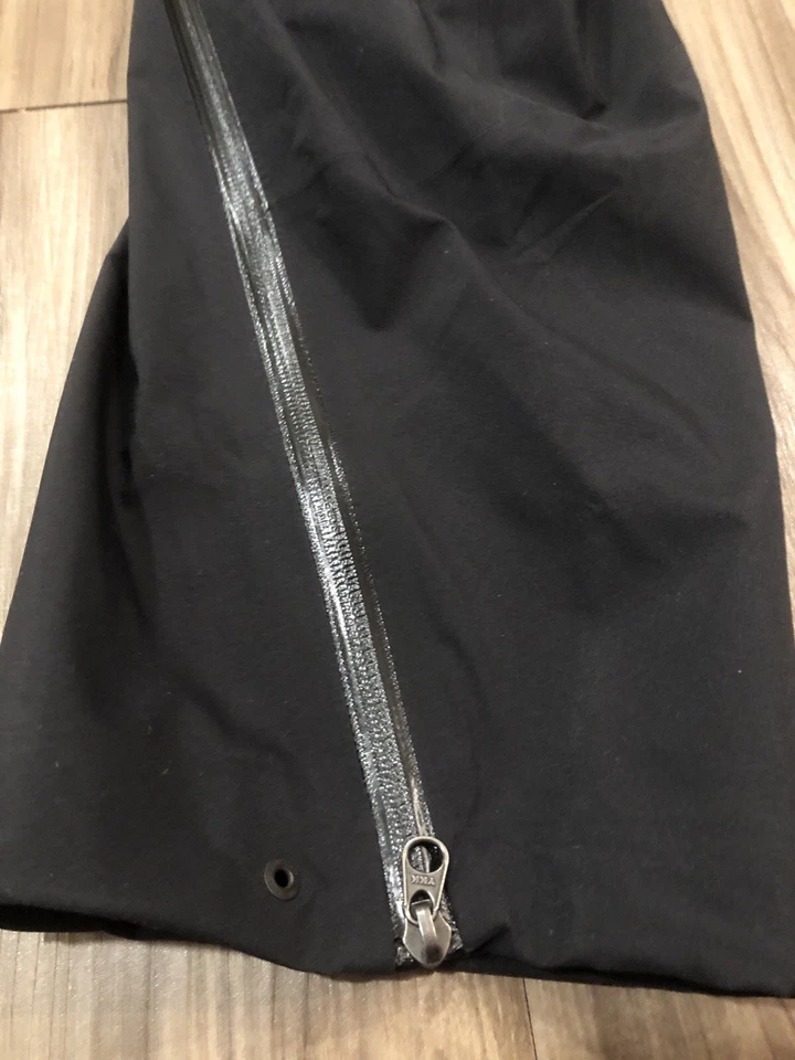 Nuevo con etiquetas Pantalón Arc'teryx Beta Para Hombre | Gore-Tex – Negro, XL-Regular Foto 2 de 4