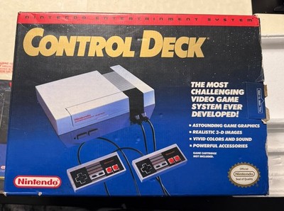 Nintendo Entertainment System NES Control Deck Console CIB   *UNTESTED*
