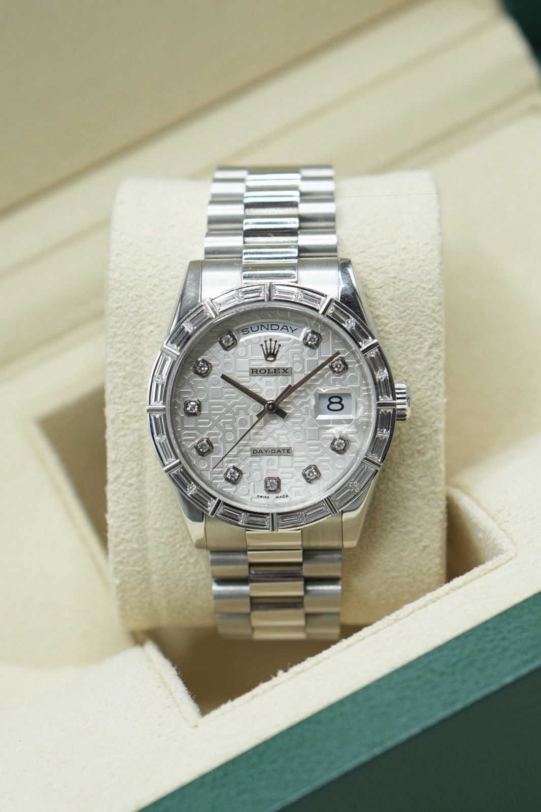 Rolex Day-Date 36 118366BR Platinum Factory Silver Jubilee Diamond Dial & Bezel