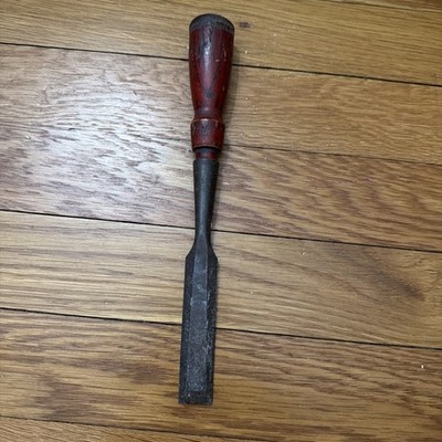 Vintage STANLEY No. 750 Socket Style Bevel Edge 3/4  Wide Chisel - USA