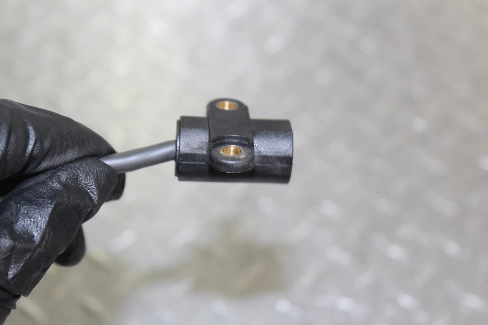 Interruptor sensor relé MV AGUSTA F4 1000S 2006 Foto 3 de 4