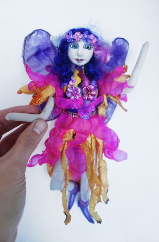 Stoffkunst Puppe Muster "Kali, Kaleb und Karla" von Michelle Munzone - Bild 4 von 7
