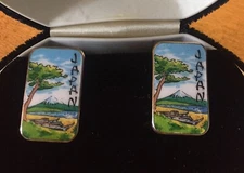ART OF THE WORLD SWANK GOLD-TONE PORCELAIN MT FUGI JAPAN PICTURIAL CUFFLINKS