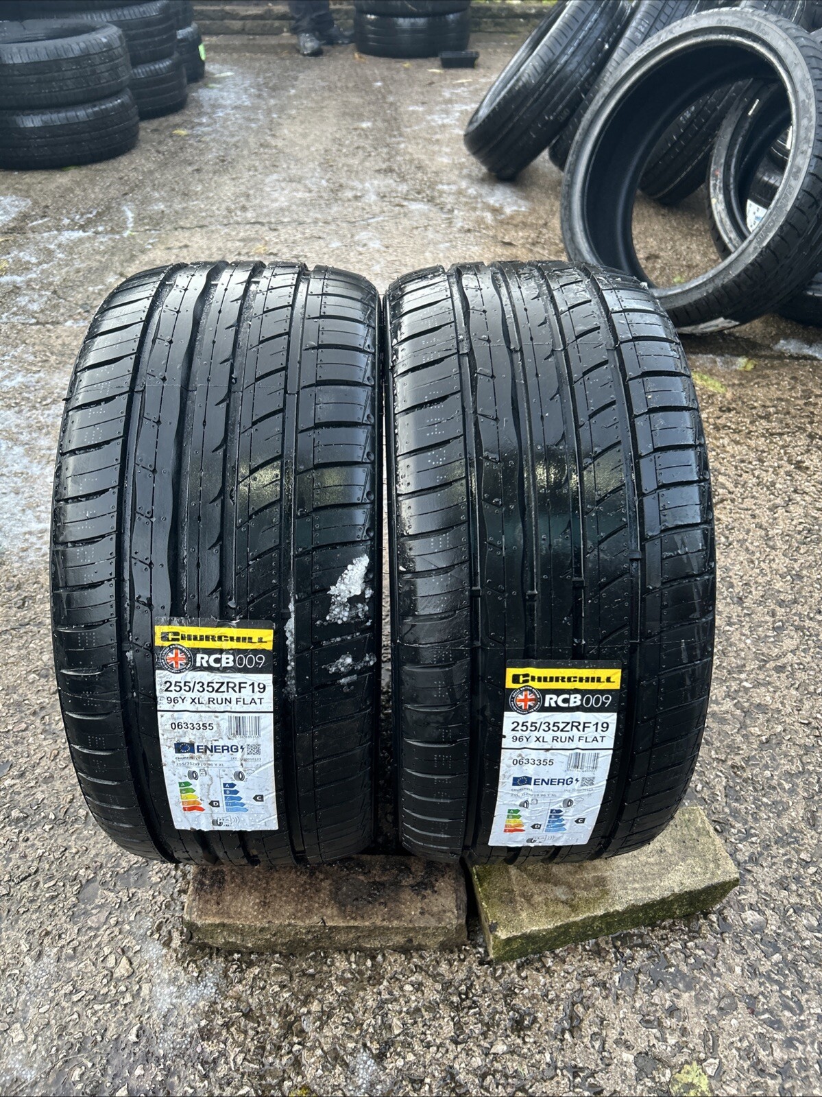 Churchill RCB 009 255/35/19 96Y Extra Load Runflat X2 BRANDNEU