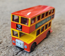 Thomas Friends Take N Play Bulgy Diecast Bus 2004 Double Decker Red