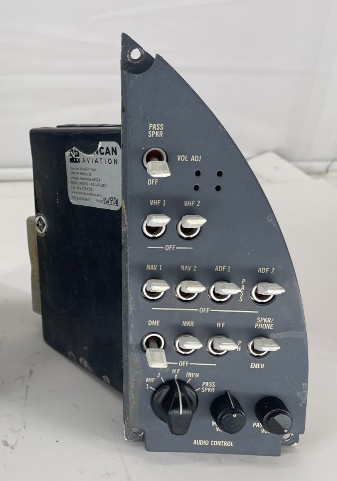 6608213-2 (Alt: 1251-1) Avetch Corp Audio Control Panel Aircraft Avionics