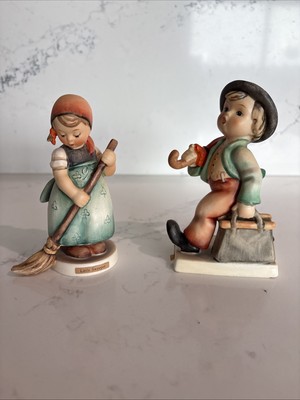 Hummel Little Sweeper and Merry Wanderer