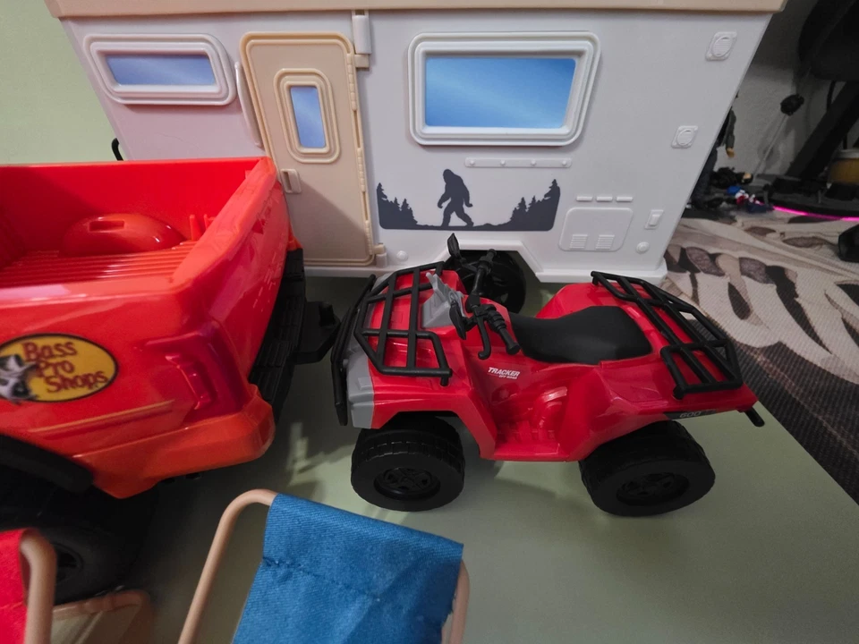 Juego de camioneta y cámper Toyota Trundra 1:18 3,75 4 pulgadas Foto 4 de 4