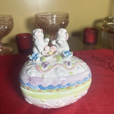 Ceramic Egg Shaped Trinket Candy Box Bunnies & Flowers  A  