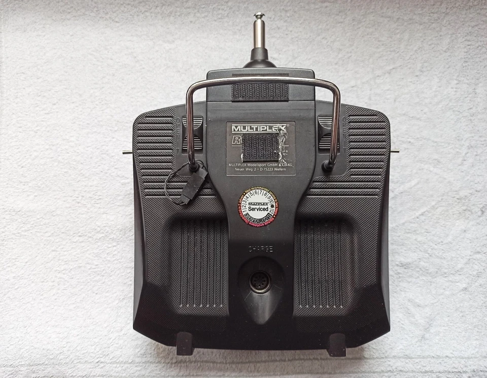 Radiocomando MULTIPLEX ROYALevo9 aggiornato a ROYALpro9 - Immagine 3 di 4