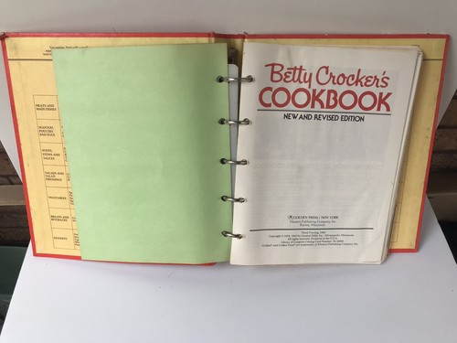 Betty Crocker's Cookbook New and Revised Edition~ Spiral Bound 1980 3rd Printing - Picture 2 of 6