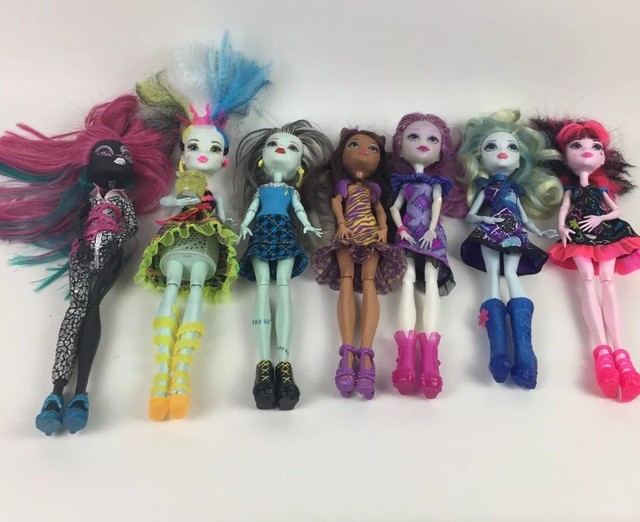 Monster High Doll lot of Seven Dolls! eBay