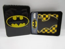 DC Batman Logo Checkered Wallet With Metal Tin Box Buckle Down Bi-Fold Wallet