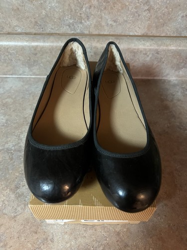 UGG Leather Flats Womens Size 8.5