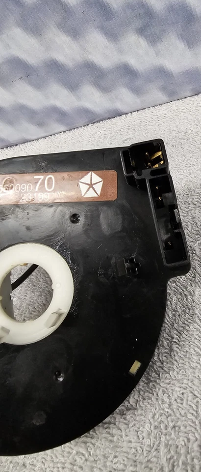 Jeep Cherokee XJ 1997-2001 resorte de reloj sin crucero OEM 56009070 Foto 3 de 4