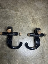 1999 - 2006 Chevrolet Silverado Tahoe Gmc Yukon Sierra Front Tow Hooks Set Oem 1999 - 2006 Chevrolet Silverado Tahoe Gmc Yukon Sierra Front Tow Hooks Set Oem