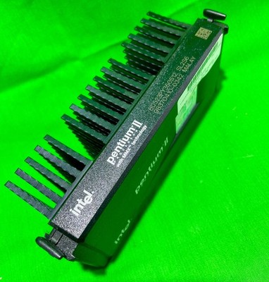 Intel SL2S6 Pentium II 350MHz 512KB 100MHz Slot 1 Prozessor CPU 80523PY350512