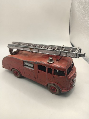 dinky toys Feuerwehr defekt - Bild 2 von 2