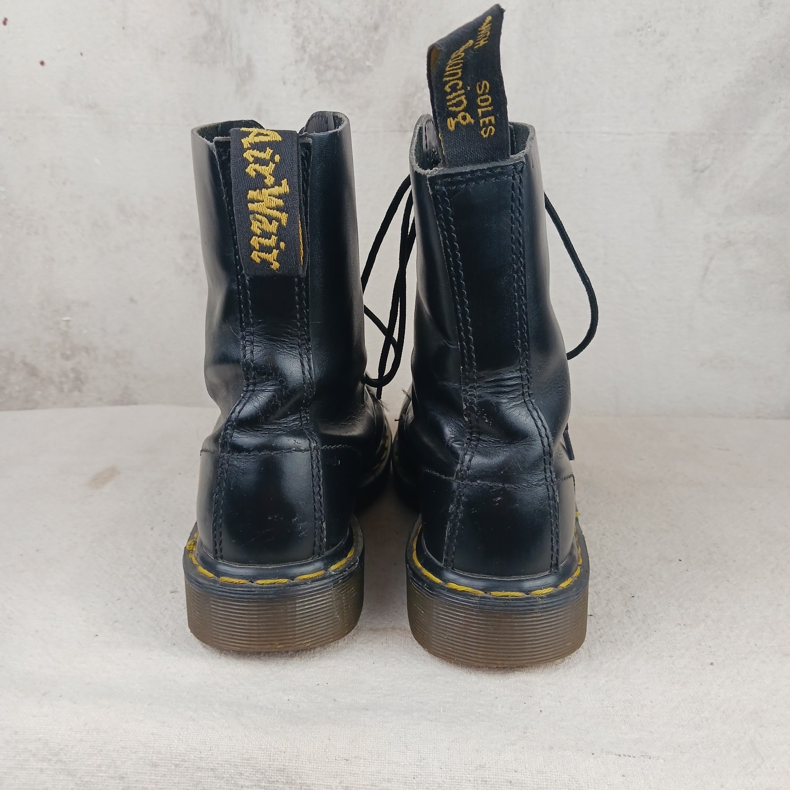 Vintage Doc Martens Combat Boots Women's Size 6 Made In England thumbnail 5