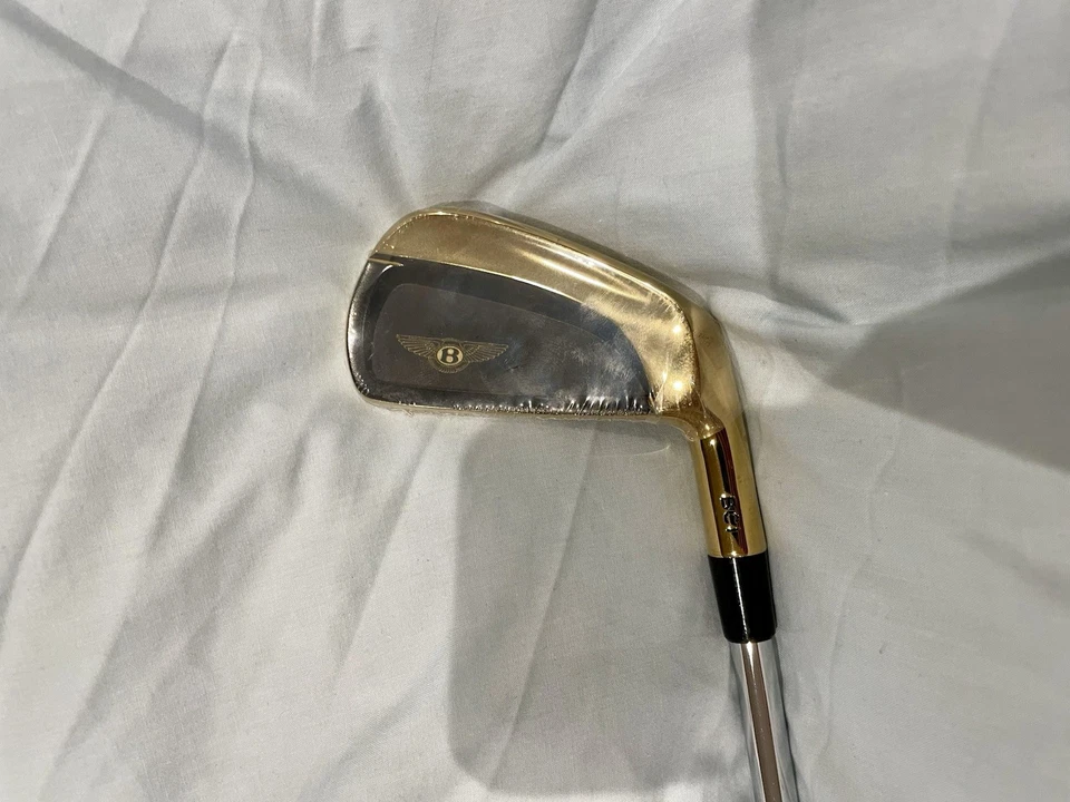 Vega / Bentley 3 Iron Black And Gold Shimada Stiff Shaft Vega Half Chord Grip - Image 4 of 4