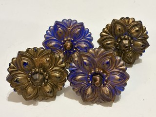 4pc Scalloped Cobalt Blue Gold Glass Finials Knobs Plaques Architectural Salvage