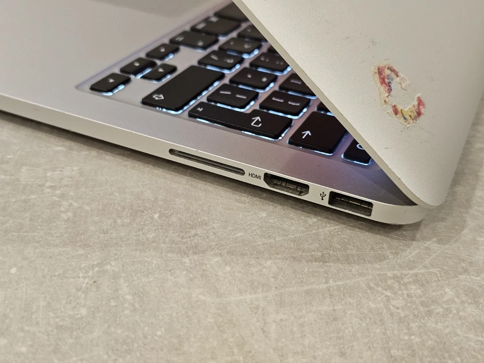 MacBook Pro 13 Retina Late 2013, Intel Core i5 2.6GHz, 8GB RAM, 500GB SSD. Read - Image 3 of 4