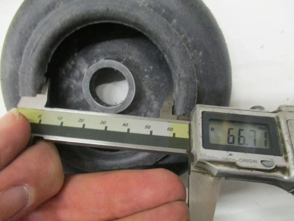 Ricambi 22674 Gummitülle B1489 NSU DKW MZ EML Vespa Dichtung Dämpfungsgummi Gumm - Bild 4 von 4