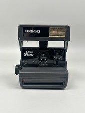 Polaroid One Step 600 Instant Film Camera w/ Built In Flash Strap - Tested