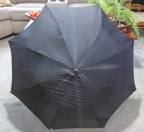VINTAGE BLACK NYLON UMBRELLA WOOD CURVED HANDLE 45”DIAMETER 36"H PUSH BUTTON!