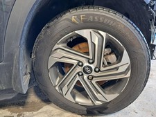 2022-23 Hyundai Santa Fe Right Front Wheel Gas 18x7-1 2 Alloy 5 Spoke