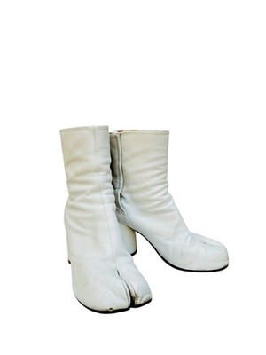 Maison Martin Margiela White Leather Tabi Boots Size 37 / US 7
