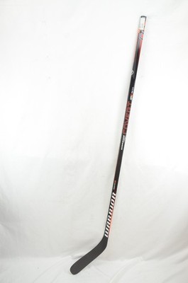 Warrior Covert QRE Pro Team Grip Hockey Intermediate Stick Right W88, Flex 55