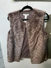 NWT H&M Faux Fur Vest, Size 4