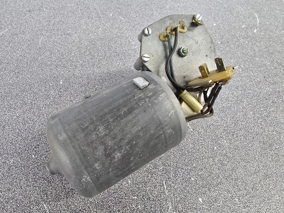 MOTOR LIMPIAPARABRISAS PORSCHE 914 ORIGINAL USADO MUY BONITO 1972-76 NLA Foto 4 de 4