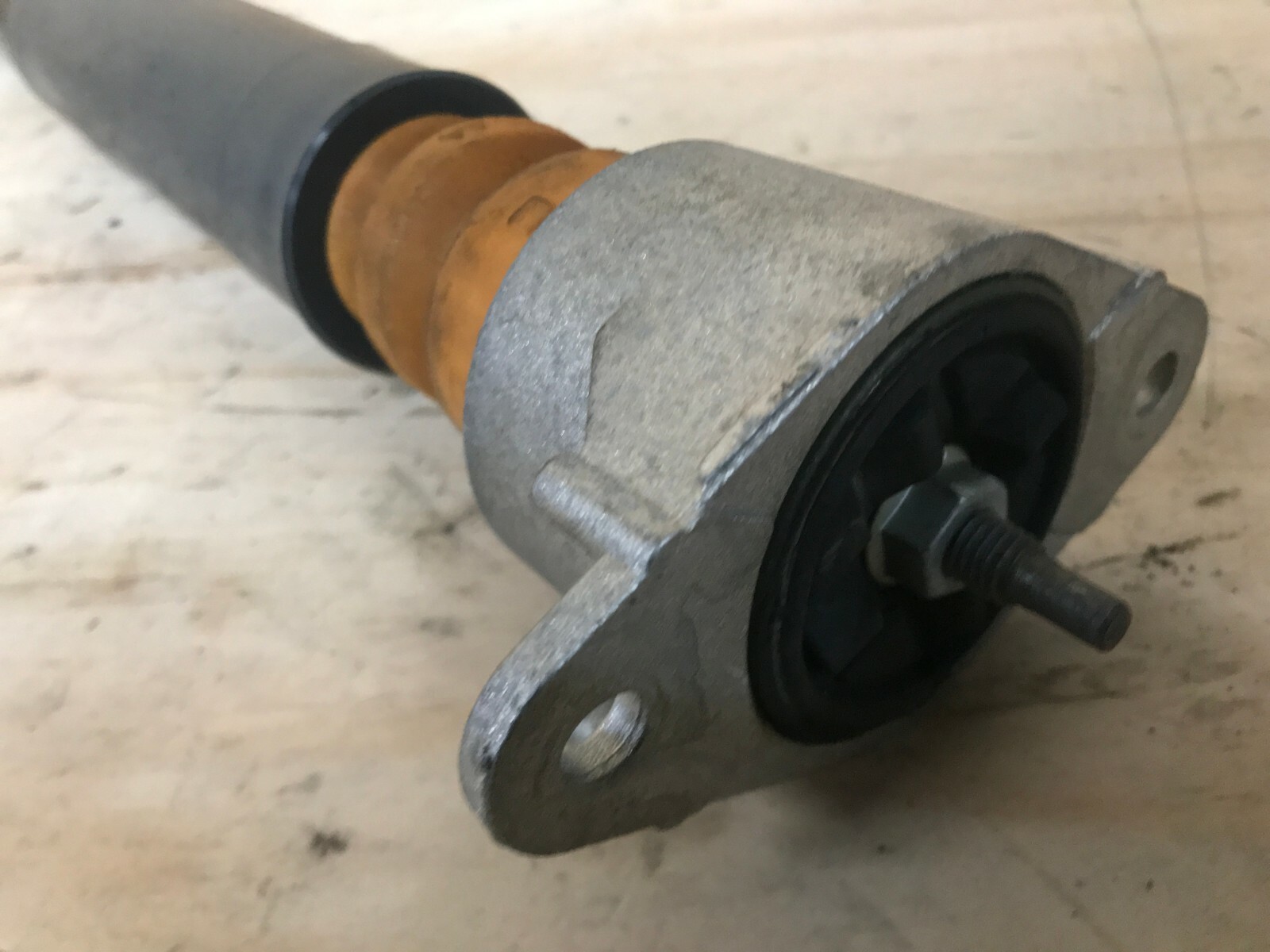 FORD FIESTA REAR SHOCK ABSORBER LEG C1BC18080AE 2012 2013 2014 2017