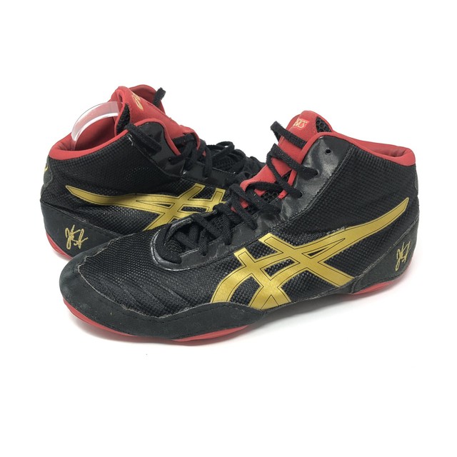 black and gold asics wrestling shoes