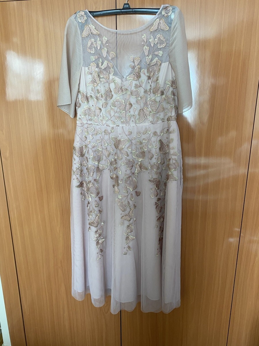 BCBG MAXAZRIA Light Pink With Butterfly Pattern Dress Size 12