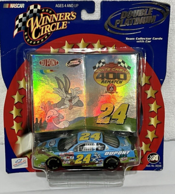 2002 Winners Circle JEFF GORDON #24 Bugs Bunny Driving Sticker Series 1/64 NEW