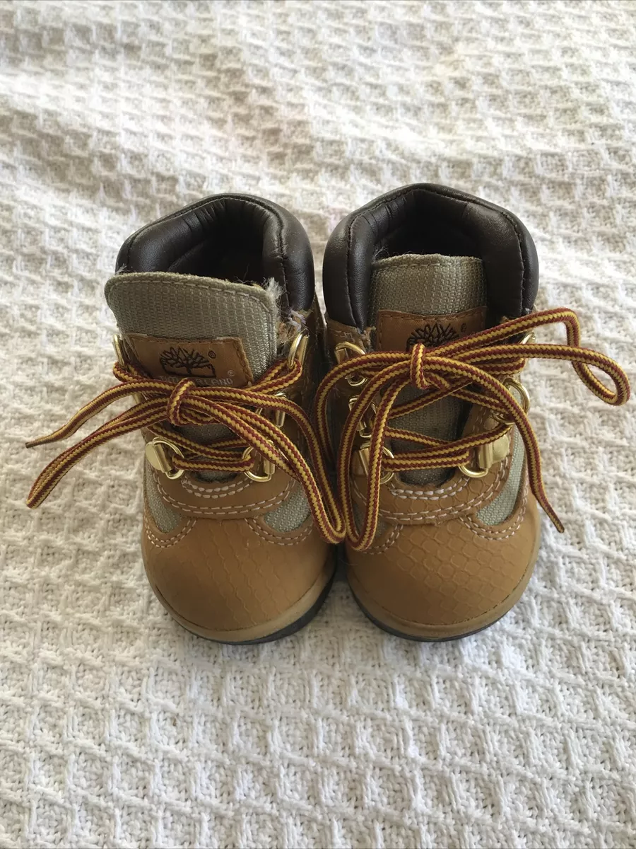 Baby timberland top boots size 4