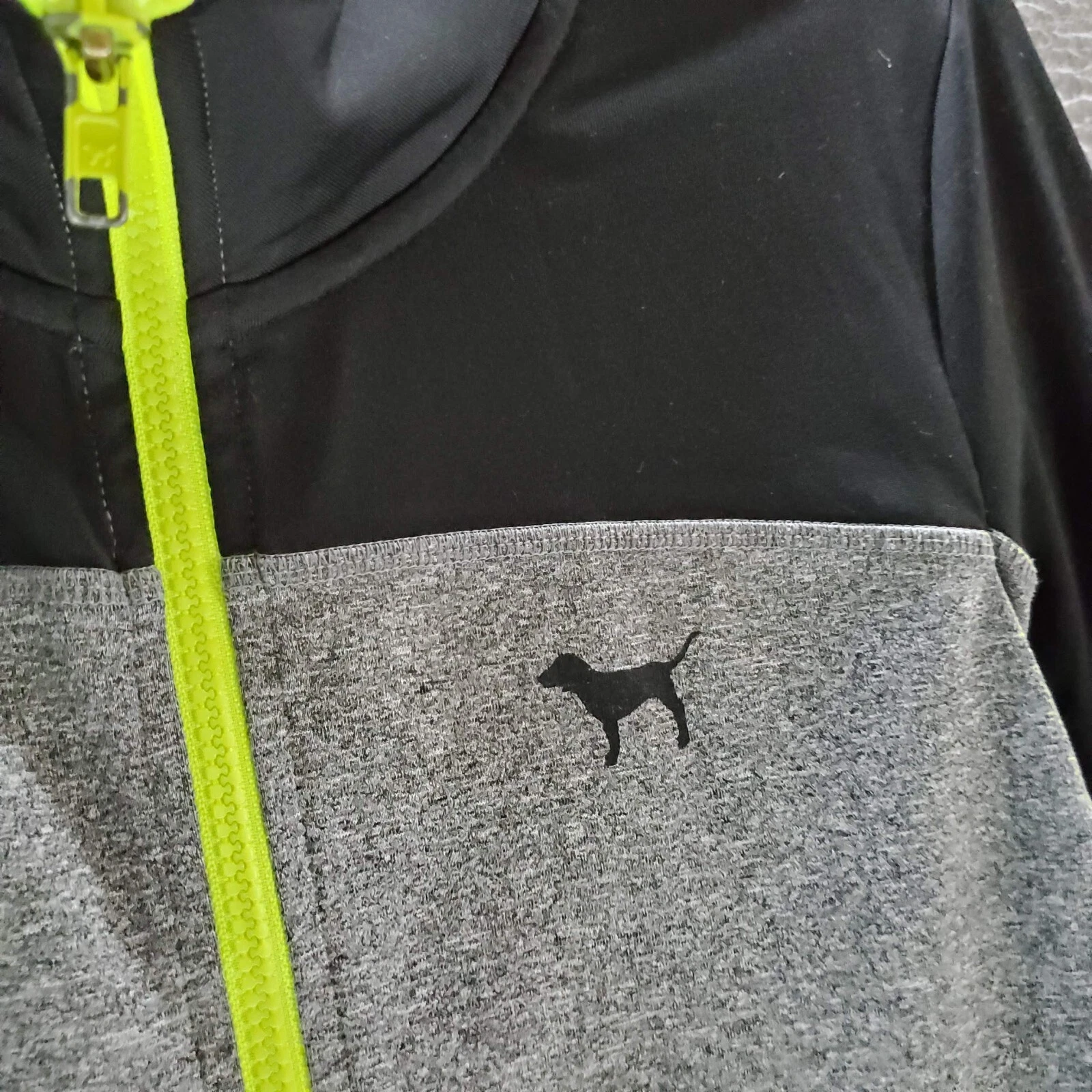 victoria-secret-vs ultimate full zip logo jacket