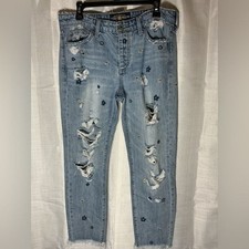 Lucky Brand Light Blue Distressed Floral Jeans